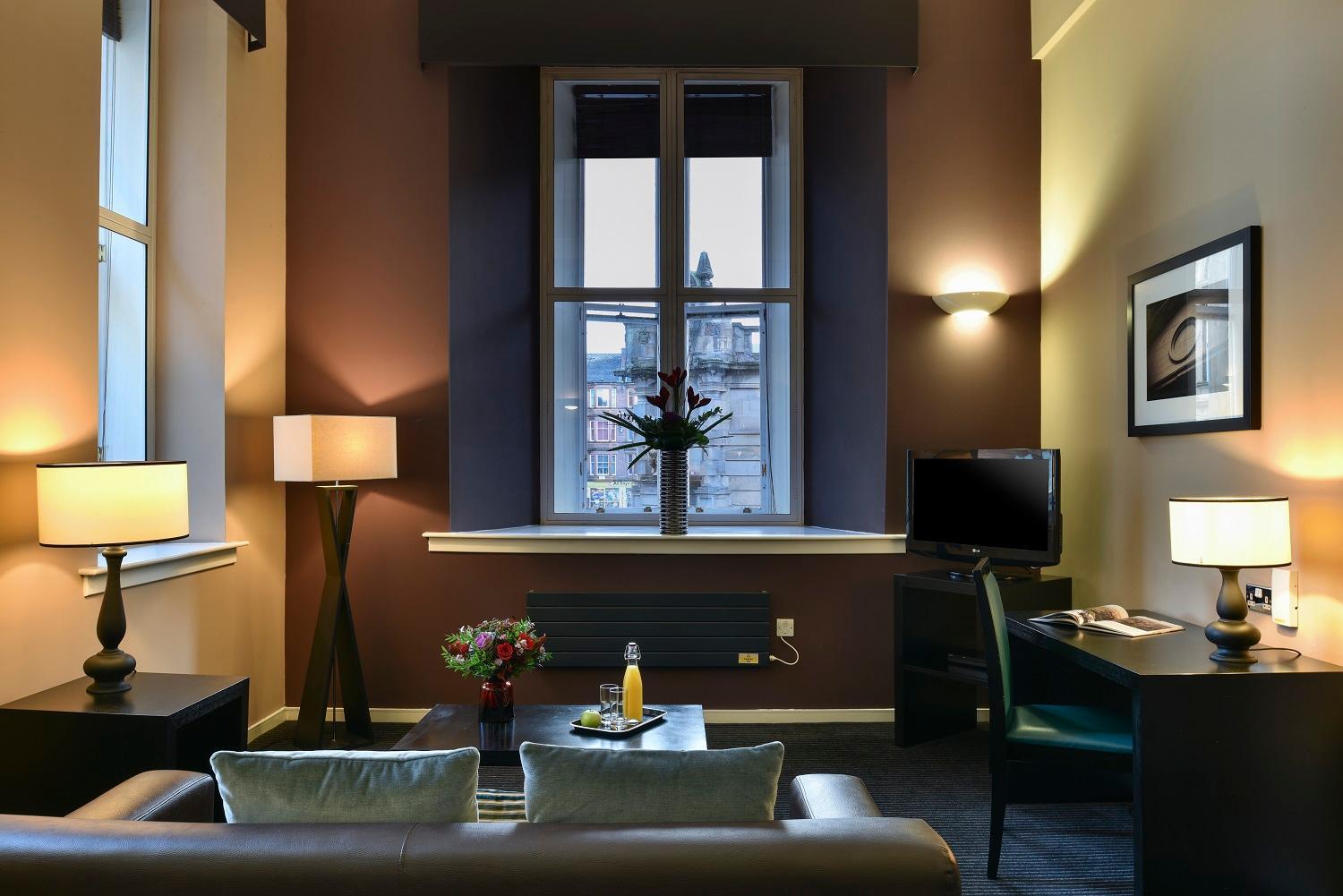 One-Bedroom Apartment,1015161547:JPEG